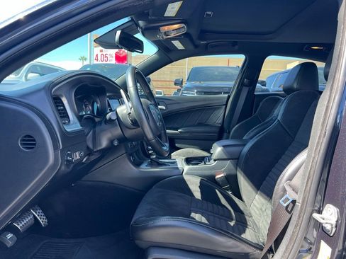Used 2019 Dodge Charger Scat Pack w/ Daytona Edition Group RWD image 10