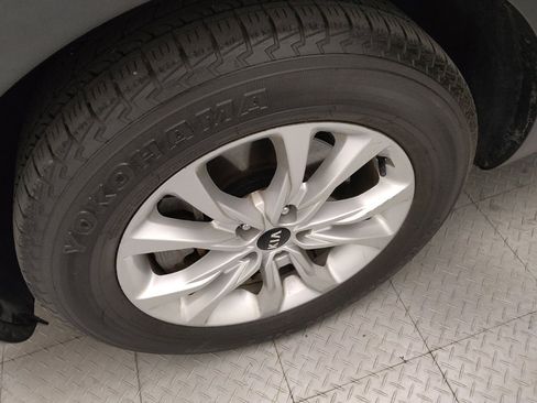 Used 2020 Kia Telluride LX AWD/4WD image 31