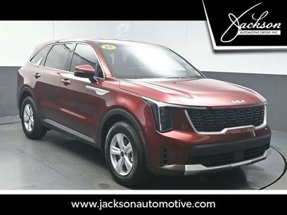 Used 2025 Kia Sorento LX