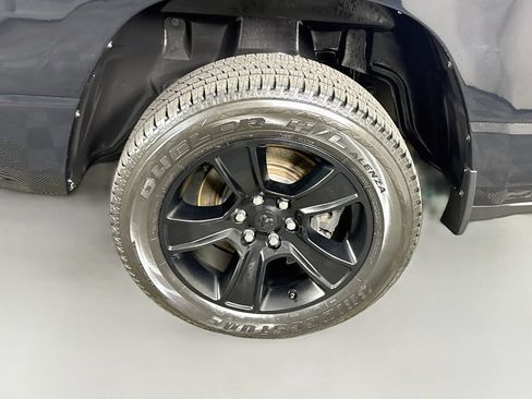 Used 2021 RAM 1500 Big Horn AWD/4WD image 36