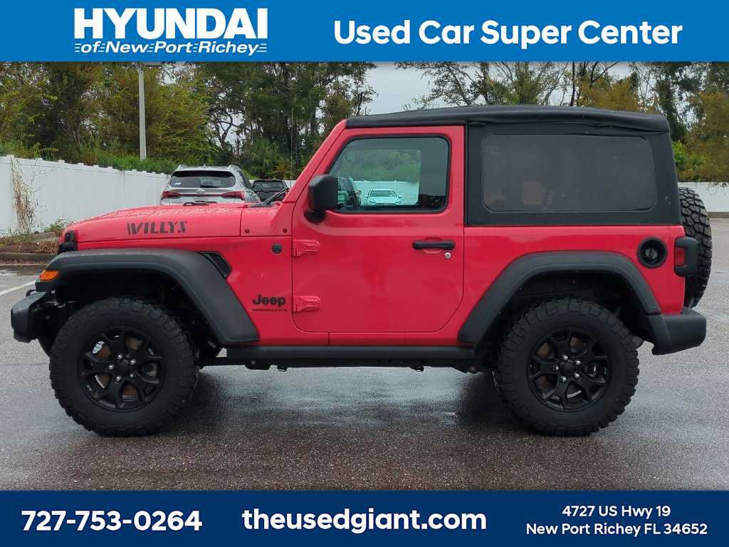 Used 2023 Jeep Wrangler Sport AWD/4WD image 2