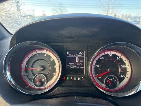 Used 2017 Dodge Grand Caravan GT image 12