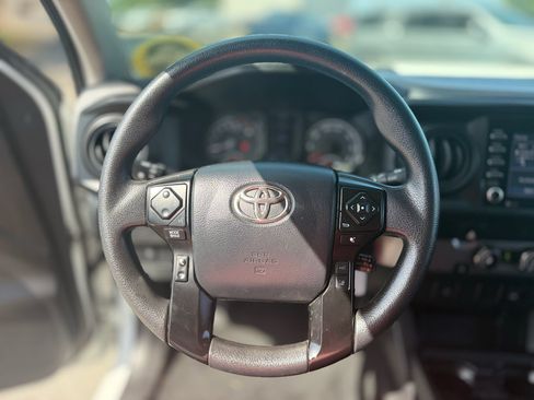 Used 2023 Toyota Tacoma SR RWD image 33