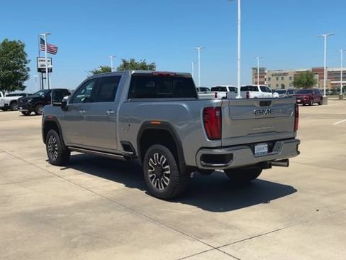 New 2026 GMC Sierra 2500 Denali Ultimate AWD/4WD image 7