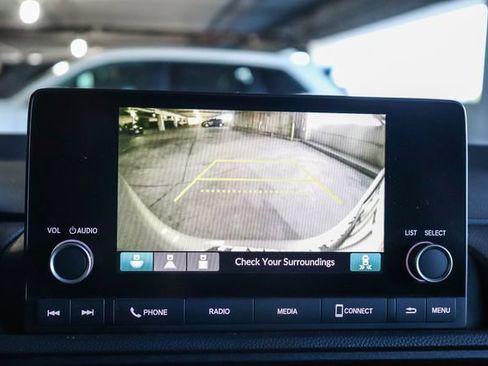 Used 2024 Honda CR-V EX image 27