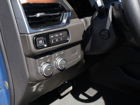 New 2026 GMC Yukon XL Denali w/ Sun & Power Step Package AWD/4WD image 73