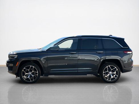 Certified 2022 Jeep Grand Cherokee Summit image 4