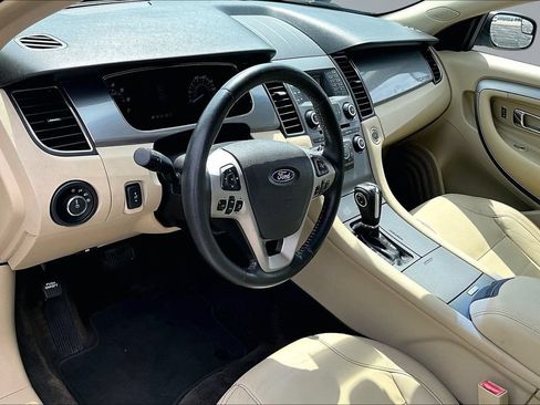 Used 2015 Ford Taurus SEL FWD image 14