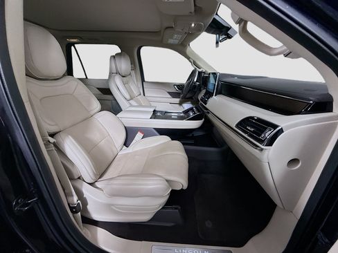 Used 2019 Lincoln Navigator Reserve w/ Cargo Package image 29
