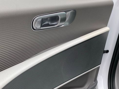 New 2025 Hyundai Ioniq 6 SEL image 21