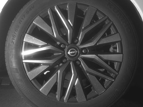 Used 2025 Nissan Altima 2.5 SV image 15