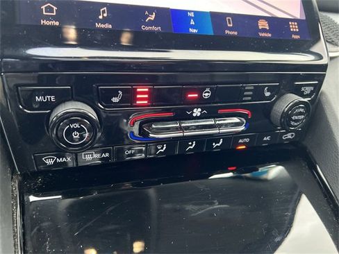 Used 2021 Jeep Grand Cherokee L Limited image 17