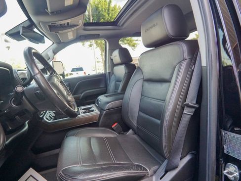 Used 2018 GMC Sierra 3500 Denali w/ Duramax Plus Package AWD/4WD image 20