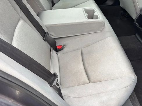 Used 2018 Honda Accord LX image 27