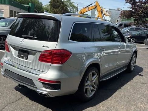 Used 2016 Mercedes-Benz GL 550 4MATIC image 8