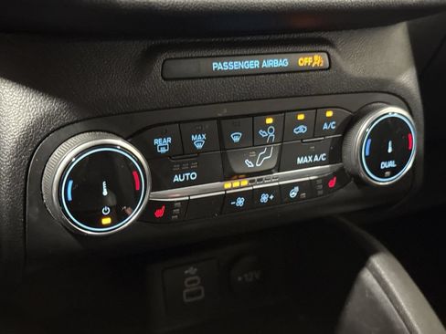 Used 2024 Ford Escape Active AWD/4WD image 16
