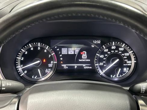 Used 2021 Toyota Highlander XLE AWD/4WD image 47