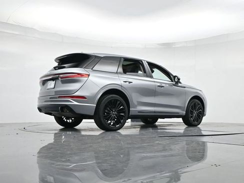 Used 2024 Lincoln Corsair FWD w/ Equipment Group 101A image 30