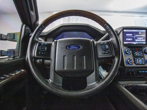 Used 2016 Ford F250 Platinum w/ FX4 Off-Road Package image 50