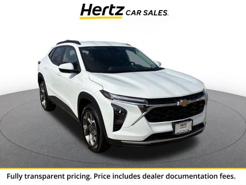 Used 2025 Chevrolet Trax LT w/ LT Convenience Package FWD image 1