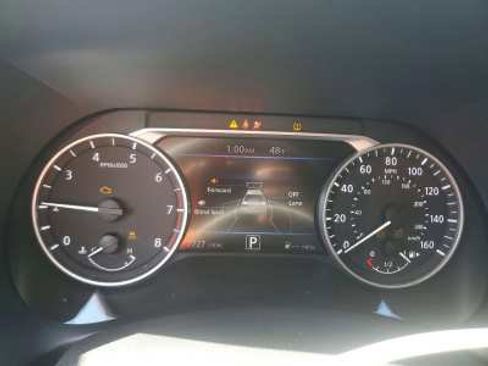 Used 2025 Nissan Sentra SR w/ SR Premium Package FWD image 8