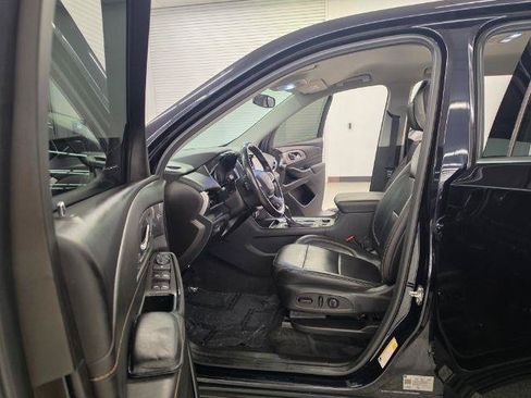 Used 2020 Chevrolet Traverse LT AWD/4WD image 8