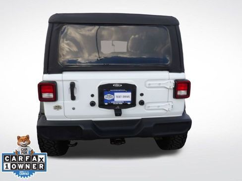Used 2020 Jeep Wrangler Sport image 11
