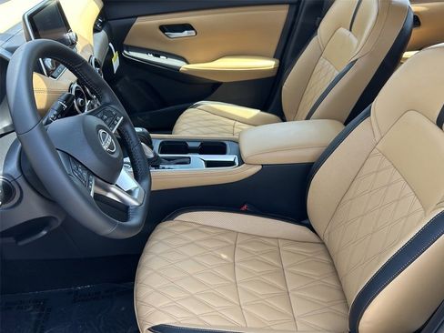 New 2025 Nissan Sentra SV w/ SV Premium Package image 21