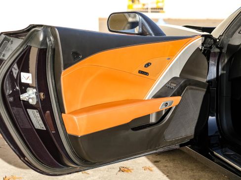 Used 2014 Chevrolet Corvette Stingray Convertible w/ 3LT Preferred Equipment Group image 36