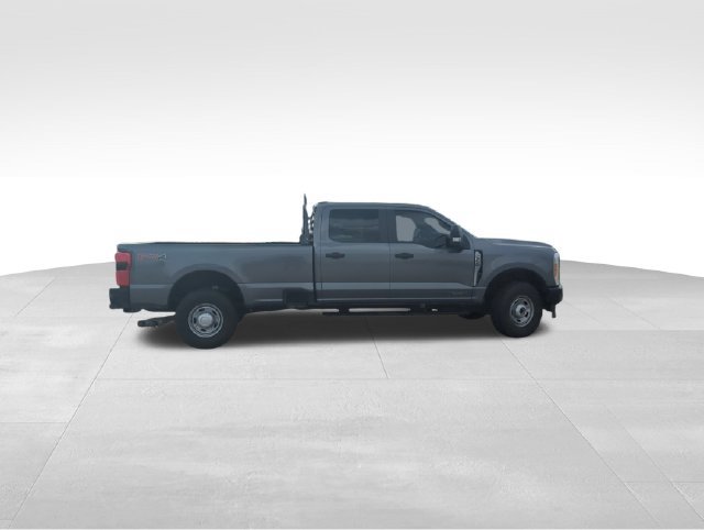 Used 2024 Ford F350 XL w/ 360-Degree Camera Package AWD/4WD image 8