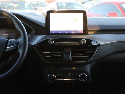 Certified 2024 Ford Escape Active w/ Cold Weather Package image 22