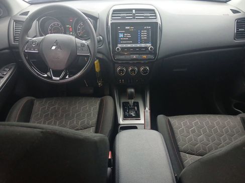 Used 2024 Mitsubishi Outlander Sport LE AWD/4WD image 10