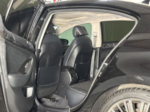 Used 2015 Kia Cadenza Limited FWD image 13
