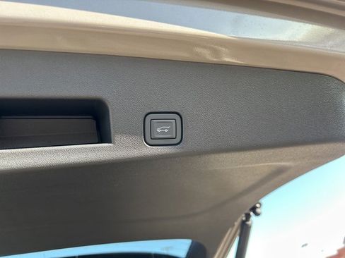 New 2026 Chevrolet Traverse Z71 image 32