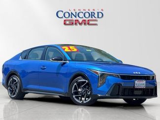 Used 2025 Kia K4 GT-Line w/ GT-Line Premium Package FWD video 2