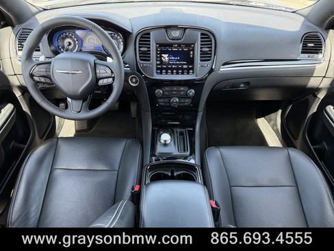 Used 2023 Chrysler 300 S w/ Comfort Group RWD image 19