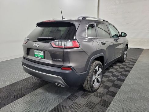 Used 2019 Jeep Cherokee Limited w/ Luxury Group image 9