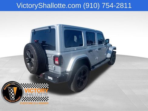 Certified 2022 Jeep Wrangler Unlimited Sahara AWD/4WD image 30