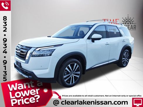 Used 2023 Nissan Pathfinder Platinum w/ Cargo Package image 3