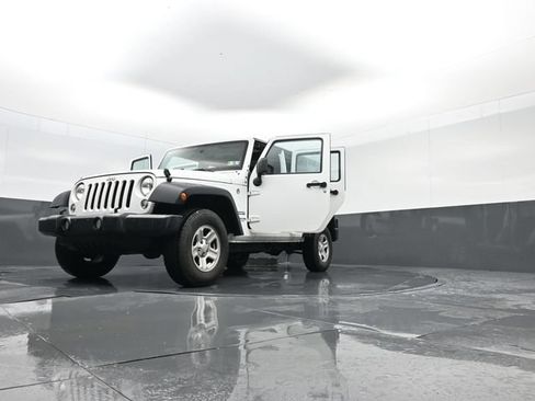 Used 2017 Jeep Wrangler Unlimited Sport AWD/4WD image 30
