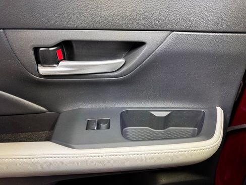 Used 2024 Toyota Grand Highlander XLE image 42