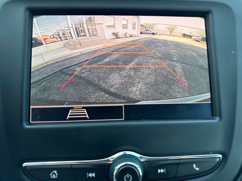 Used 2024 Chevrolet Equinox LT w/ LPO, Floor Liner Package FWD image 21