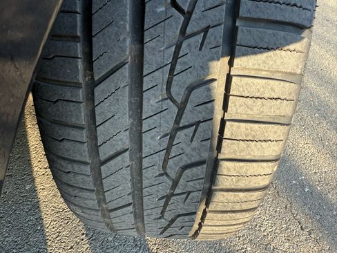 Used 2008 Mercedes-Benz E 350 4MATIC Sedan image 39