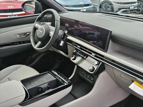 New 2026 Hyundai Tucson Limited AWD/4WD image 10