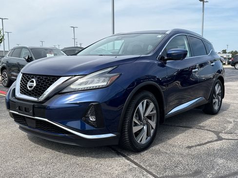 Used 2020 Nissan Murano SL w/ Moonroof Package AWD/4WD image 2