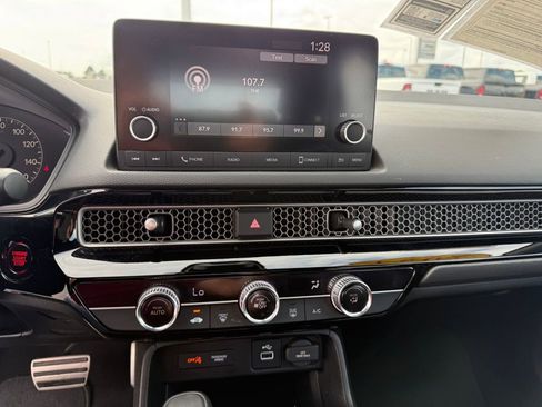 Used 2024 Honda Civic Sport image 18