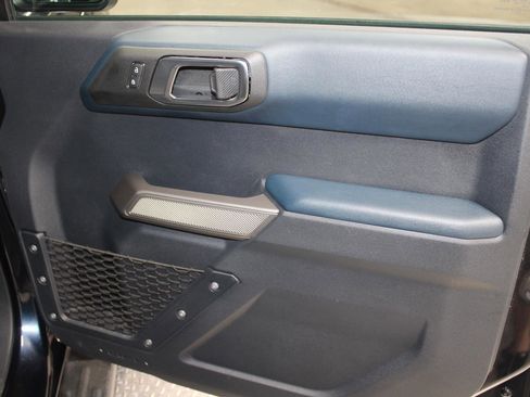 Used 2021 Ford Bronco Outer Banks image 15