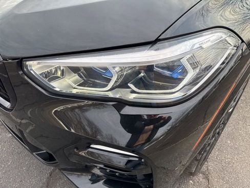 Used 2021 BMW X5 xDrive40i w/ M Sport Package image 28