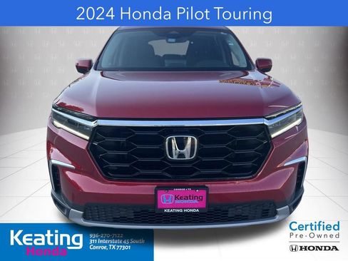 Used 2024 Honda Pilot Touring image 2