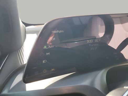 New 2026 Cadillac Vistiq Luxury AWD/4WD image 36